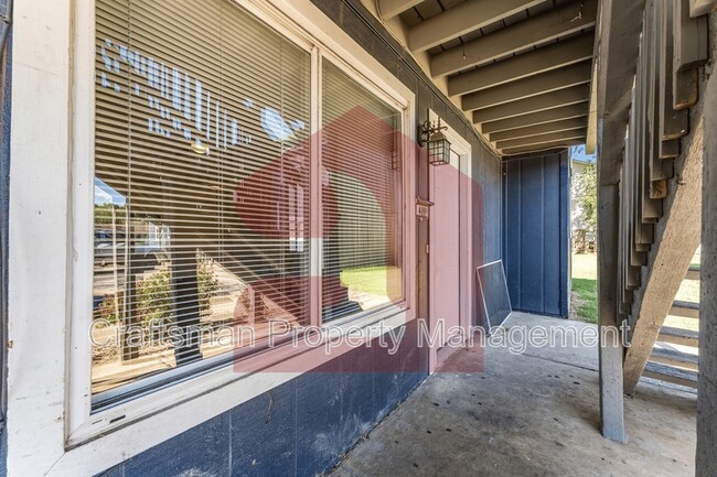 Photo - 409 S Cleveland St House