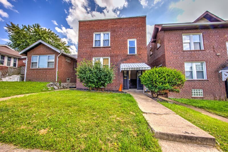 Primary Photo - 3954 Parker Ave
