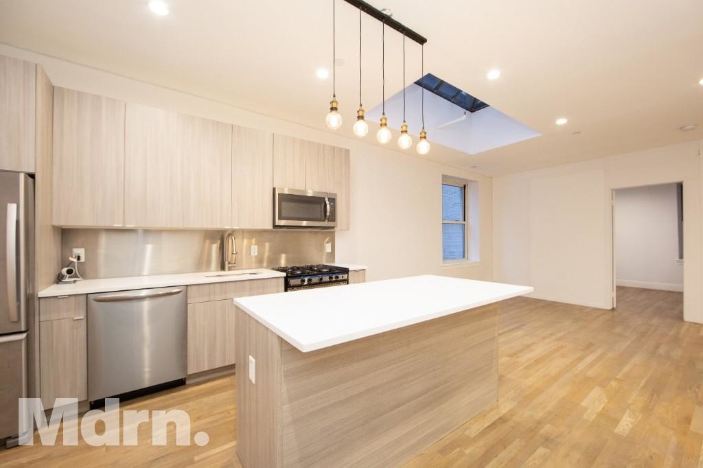 Foto principal - 43 Beekman St