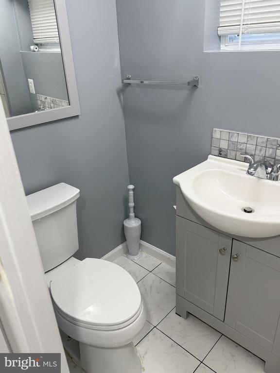 Foto del edificio - 5804 Shoshone Dr