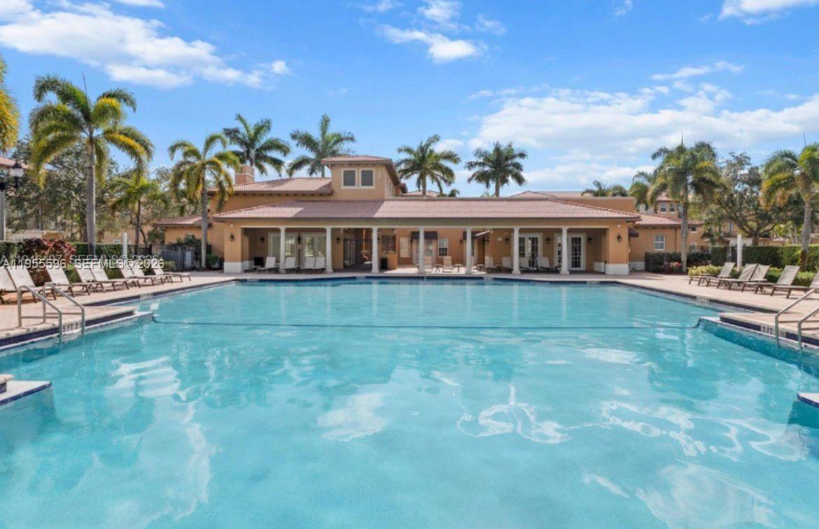 Foto del edificio - 14602 SW 11th St