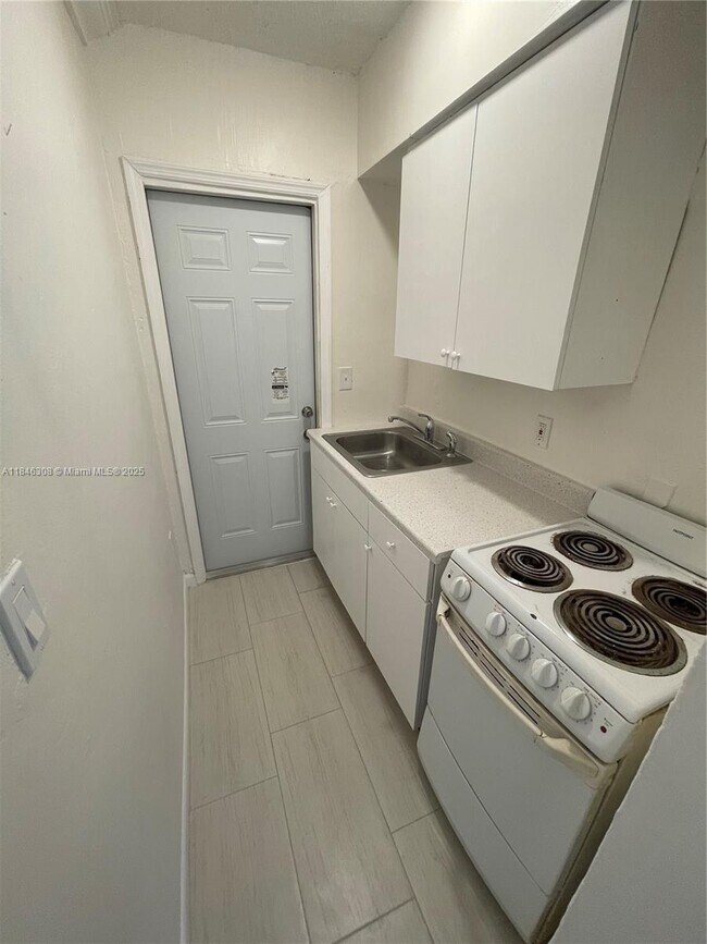 Foto del edificio - 4740 NW 7th Ave
