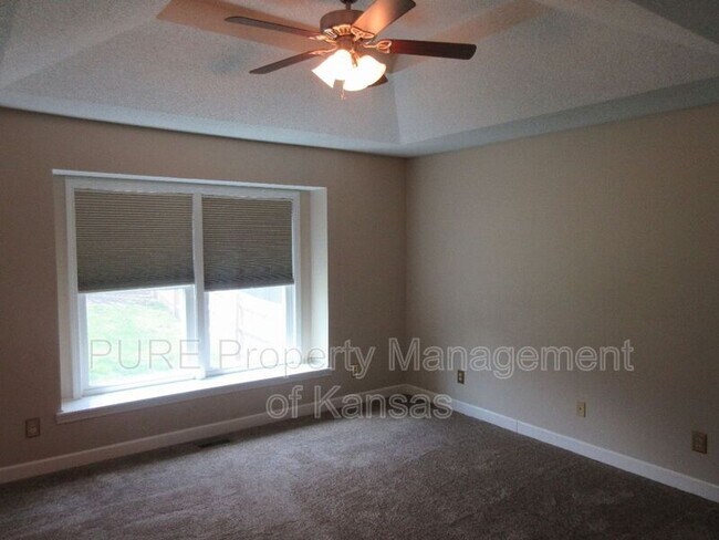 Building Photo - 10745 Rowland Ct
