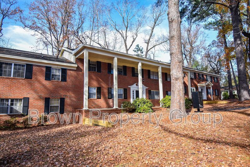 Foto principal - 2456 B Bragg Blvd