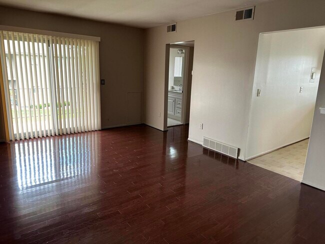 Building Photo - 10171 Allen Pointe Dr