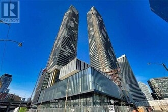 Building Photo - 55 Cooper St