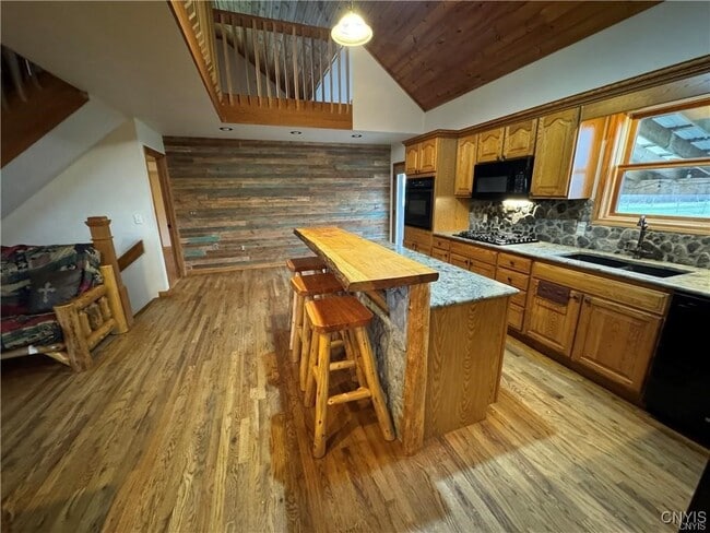 Building Photo - 25345 Bonney Rd