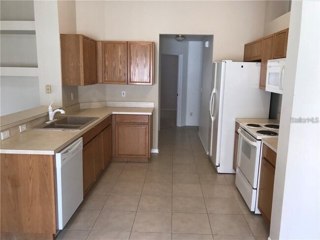 Building Photo - 2622 Allwood Ave