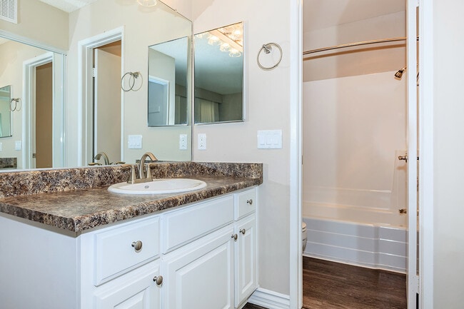 Building Photo - Birchwood Village Apartment Homes