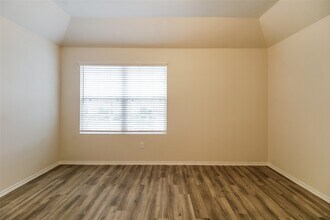 Building Photo - 17030 Hailey Harbor Dr