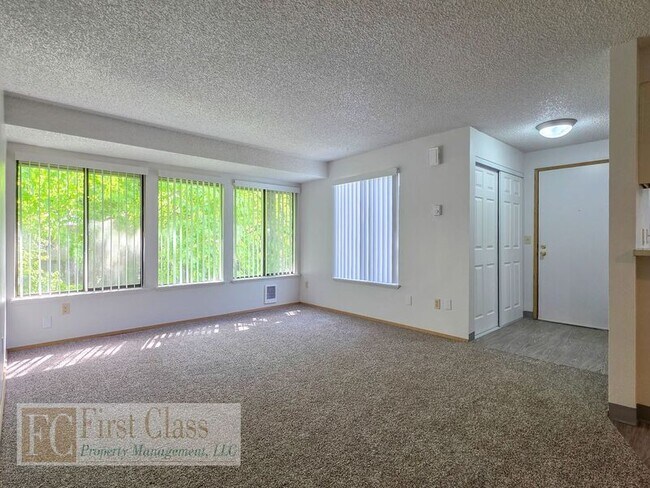 Foto del edificio - 4832 SW Murray Blvd