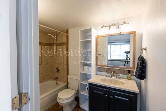 Foto del edificio - 1845 W 80 S