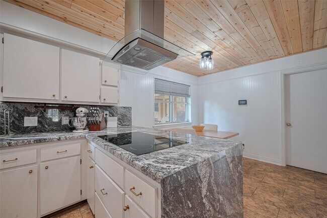Foto del edificio - 2831 Thorne Creek Ln