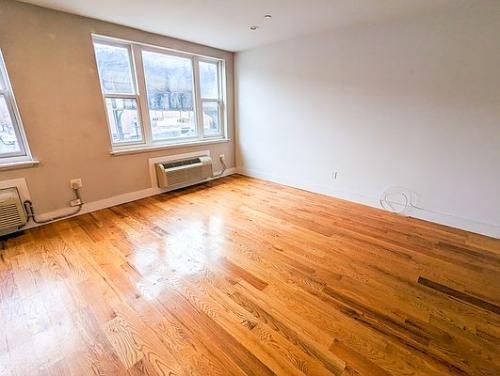 Building Photo - 1666 Broadway