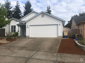 Building Photo - 5553 SW Windflower Dr