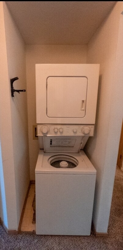 Laundry Unit upstairs near bedrooms - 2701 W 24th Ter