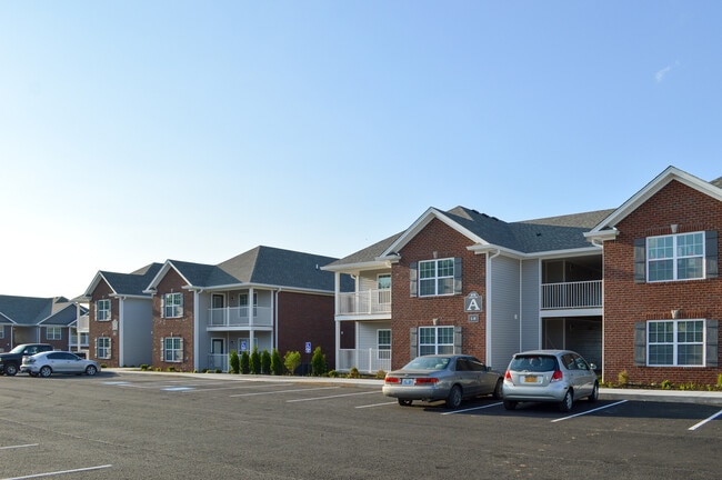Building Photo - Upstairs 2 bedroom