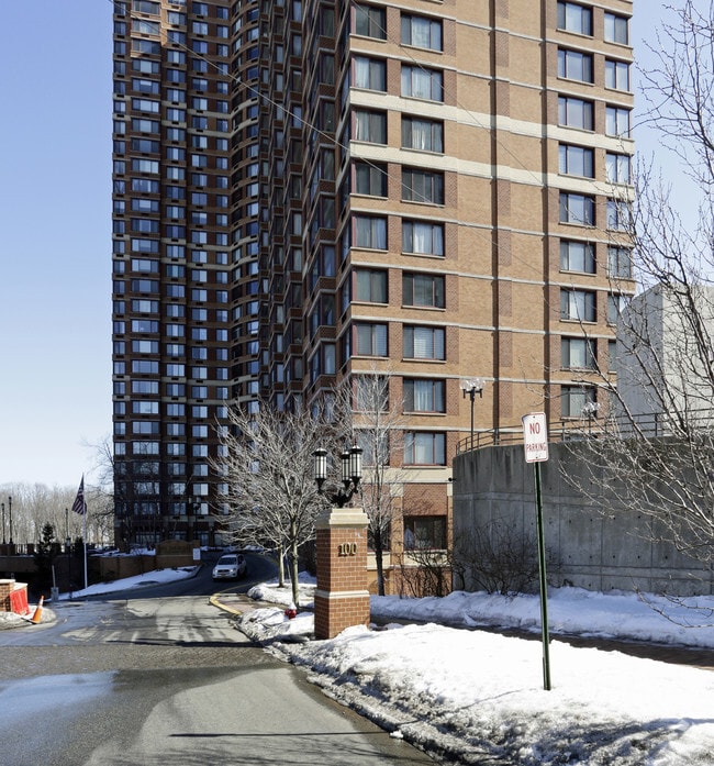 Palisades Rentals Fort Lee, NJ