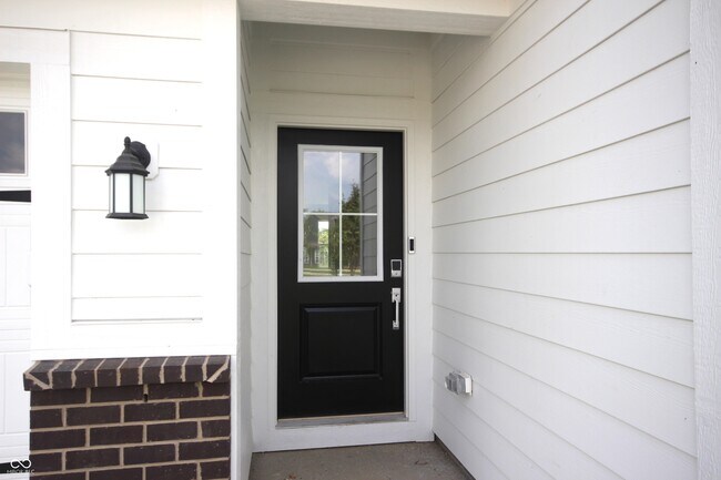 Foto del edificio - 7291 Standish Ln
