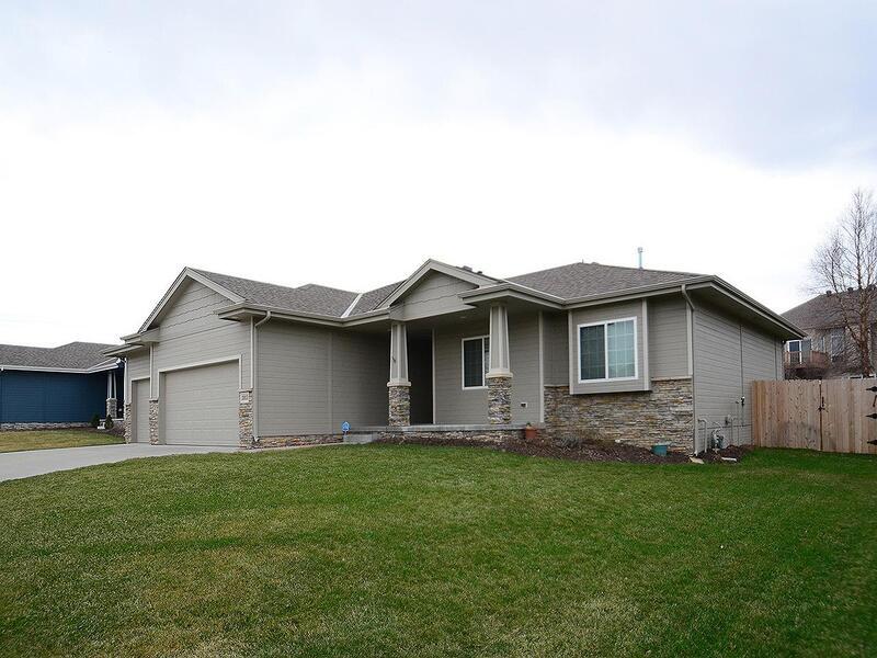Primary Photo - 2003 Titan Springs Dr