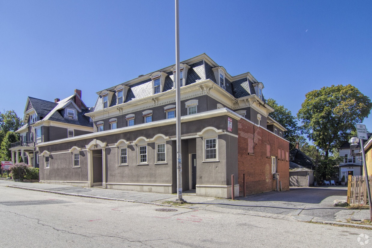 Building Photo - 74 West St