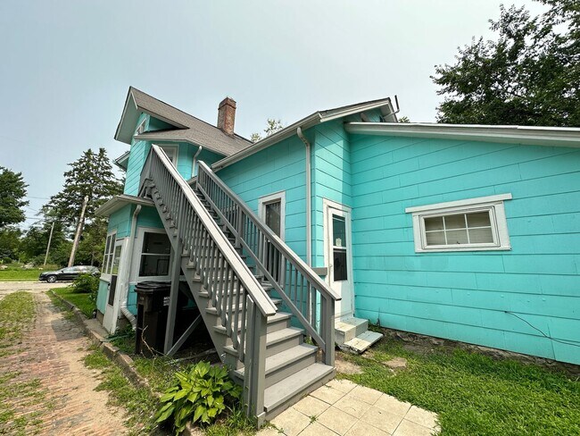 Foto del edificio - 311 W Mason St