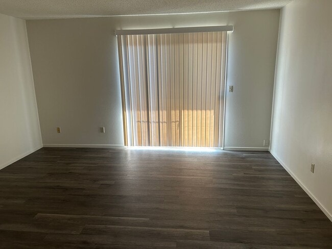 Building Photo - 108 Garnsey Ave