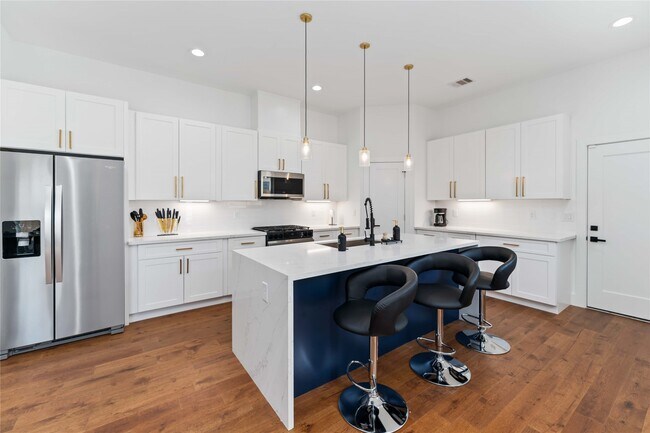 Foto del edificio - 3040 Webster St