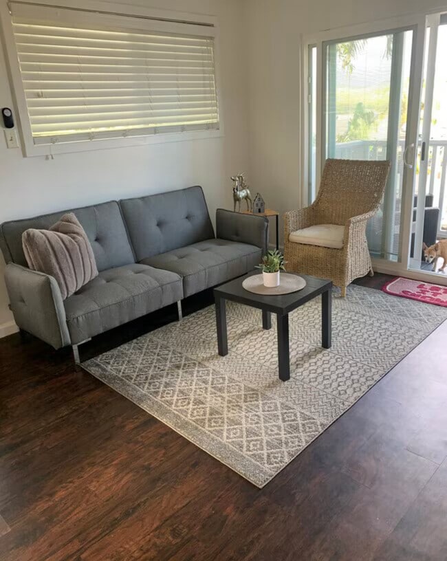 Building Photo - 1409 Auauki St