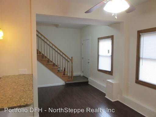 Building Photo - 2 br, 2 bath Apartment - 2263 Indianola Ave