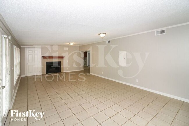 Building Photo - 4695 Quince Road