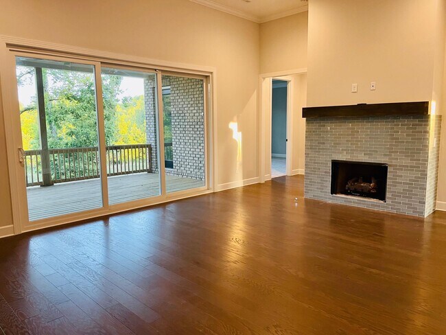 Building Photo - 1058 Wetzel Dr