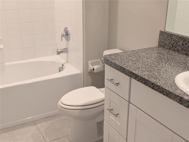 Foto del edificio - 446 Argyll Dr