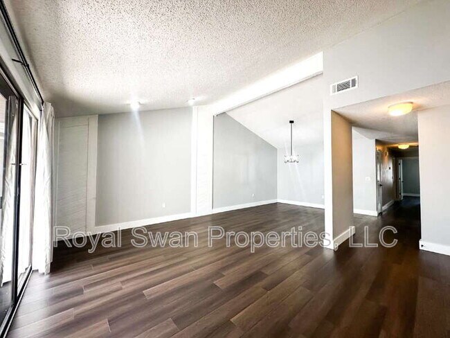 Foto del edificio - 4228 Oak Loop