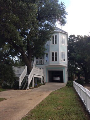 Primary Photo - 1324 Beach Blvd