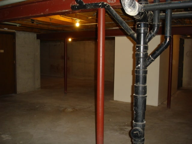 Foto del edificio - 2204 Camelot Ct