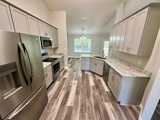 Foto del edificio - 11699 Madrone Ln