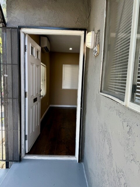 Foto del edificio - 729 S Towne Ave