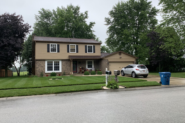 Building Photo - 8243 Oris Rd