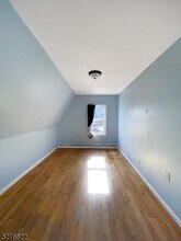 Building Photo - 46 Ellis Ave