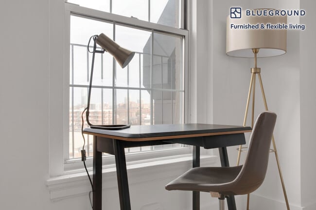 Foto del edificio - 1284 Beacon St