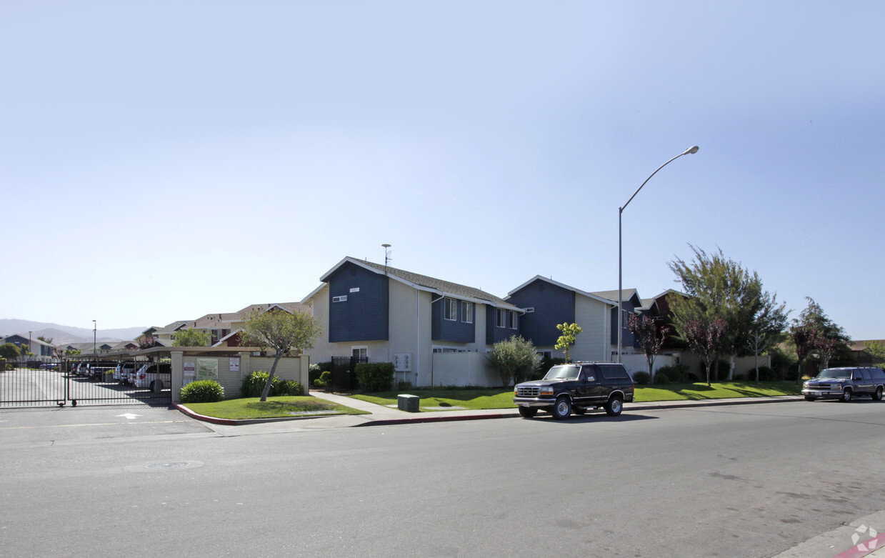 Foto del edificio - Gabilan Hills Townhomes