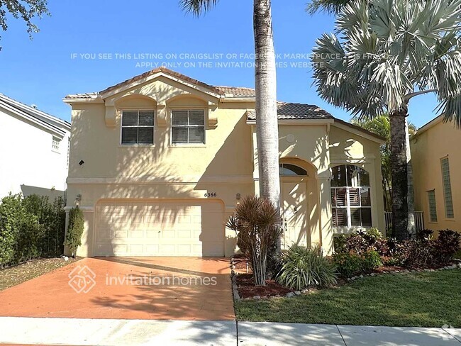 Building Photo - 6566 Stonehurst Cir