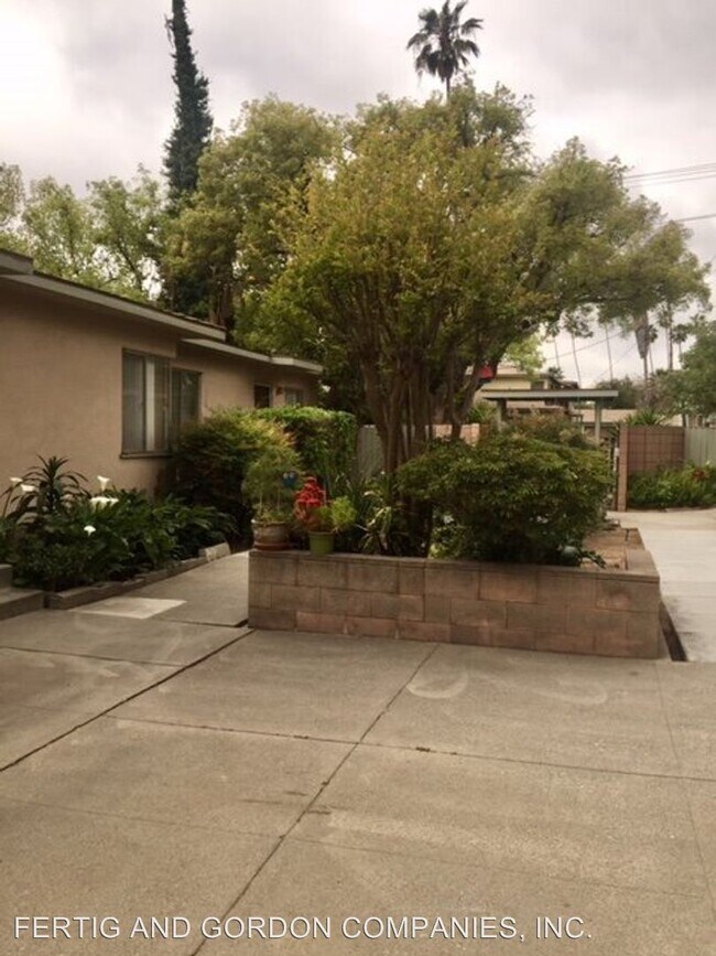 Foto del edificio - 530-540 N Catalina Ave
