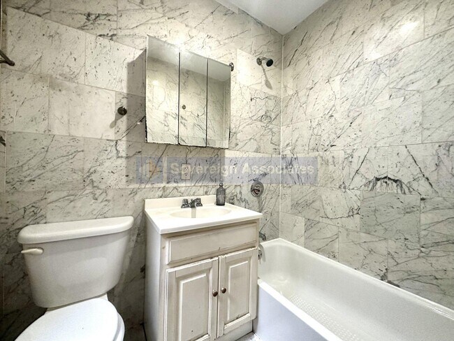 Foto del edificio - 555 W 156th St