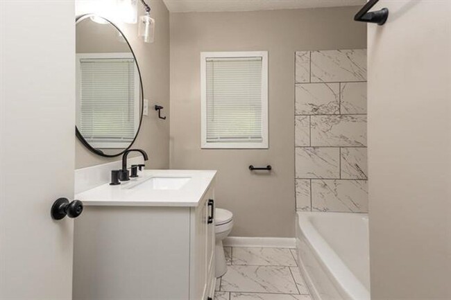 Building Photo - New Fully Renovated Home - Open to Section 8