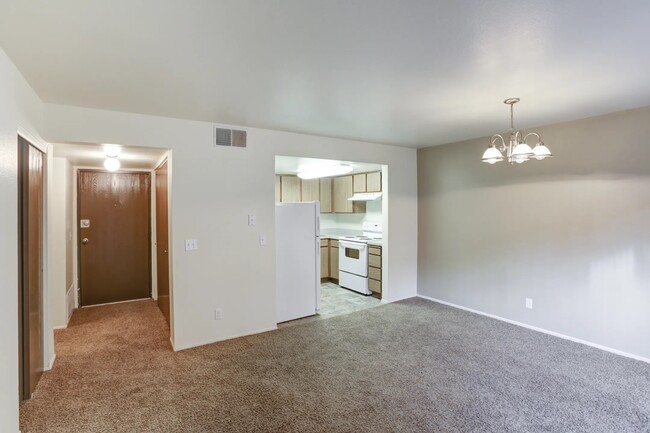 Building Photo - 2275 S 200 E