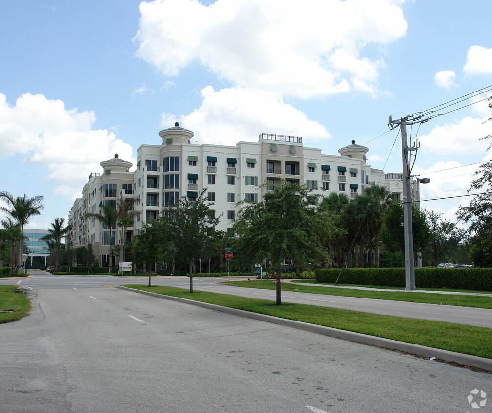 Veranda Apartments Plantation, FL