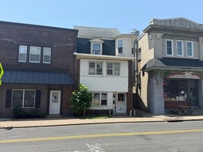 Building Photo - 108 N Main St