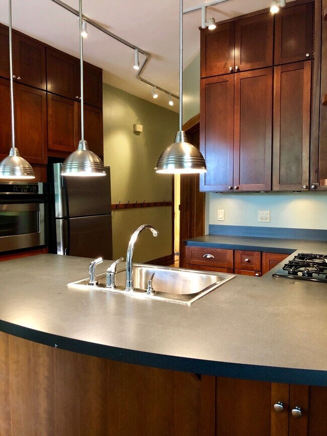 Foto del edificio - 3311 W Wrightwood Ave